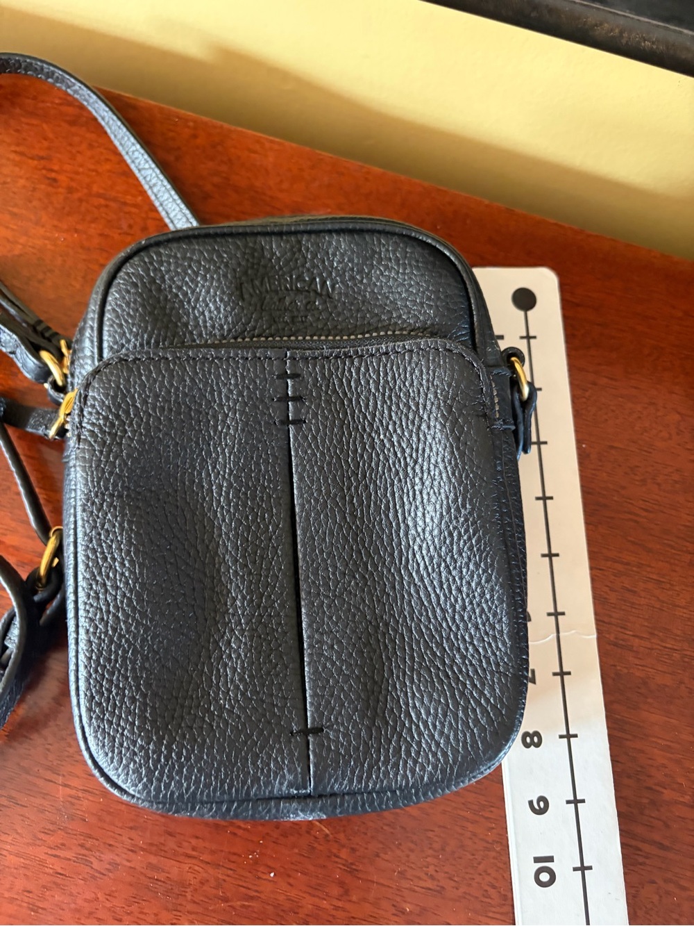 American Leather Co. Cleveland Mini Crossbody Bag - Picture 6 of 9